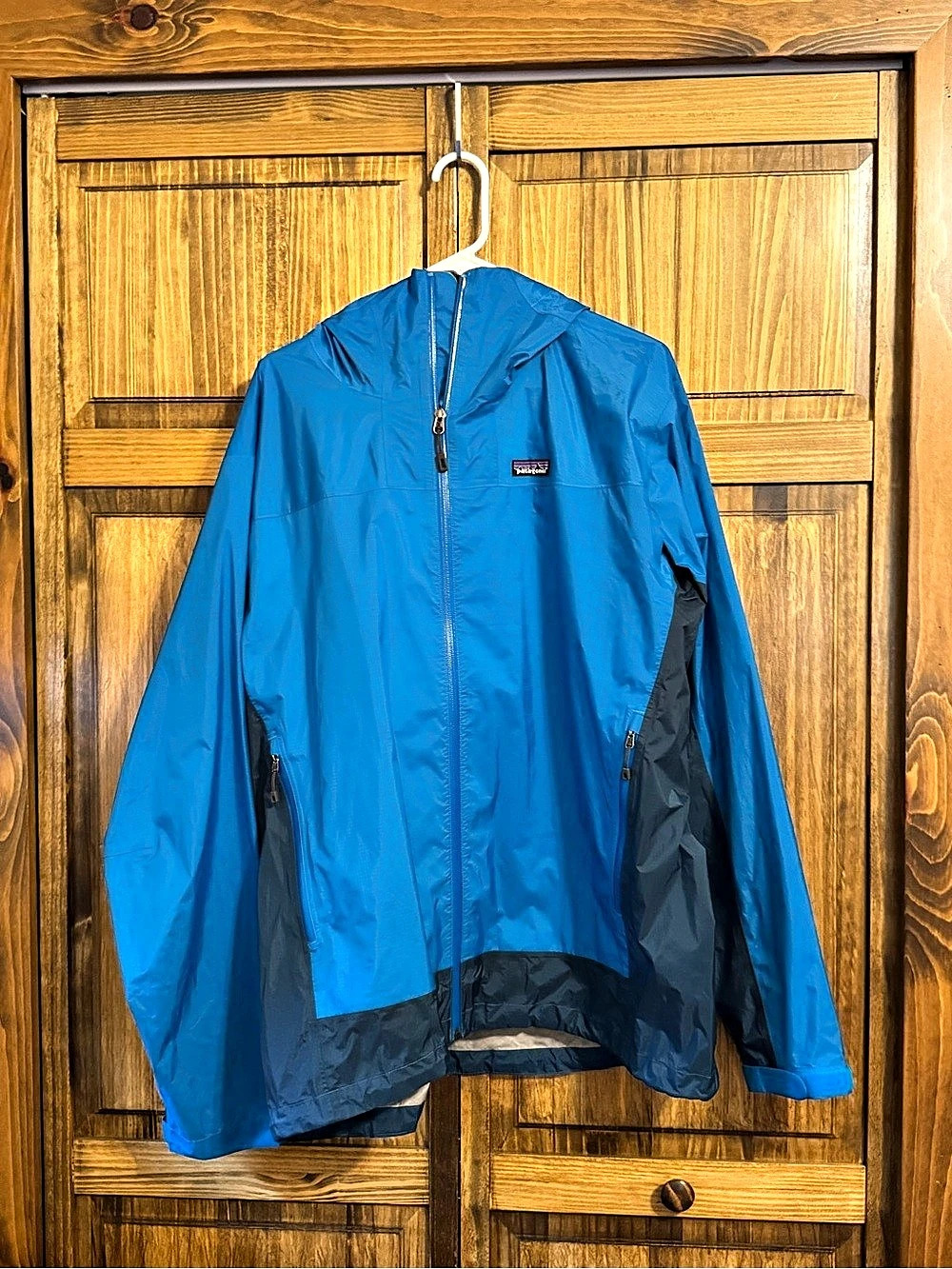 Patagonia Torrentshell 3L Hooded Jacket Blue & Gray XL